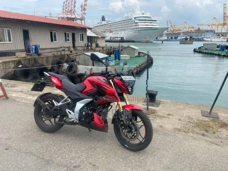 Bajaj Pulsar N160 Premium 2026