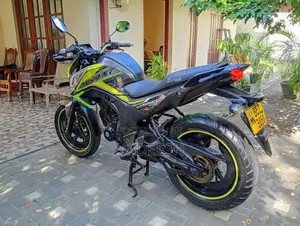 Honda CB Hornet 160R 2016