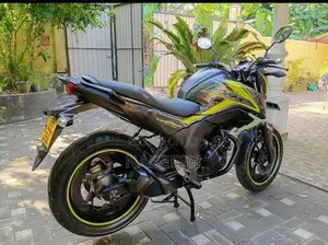 Honda CB Hornet 160R 2016