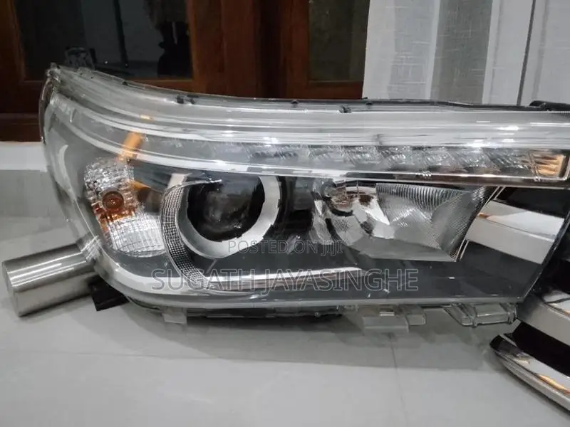 Toyota Hilux Revo LED Projector Headlights