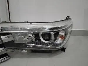 Toyota Hilux Revo LED Projector Headlights