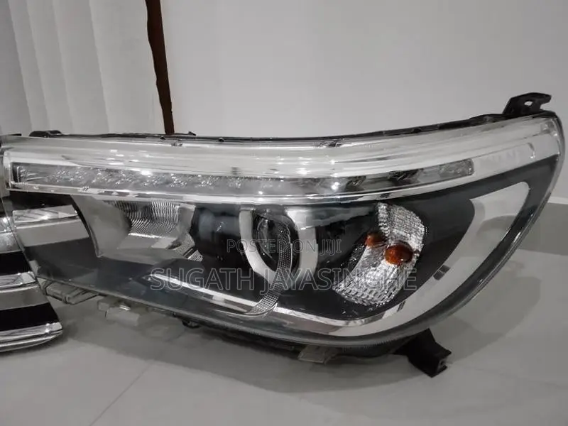 Toyota Hilux Revo LED Projector Headlights