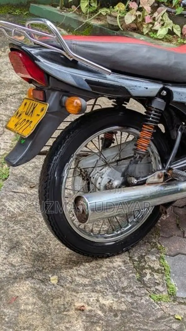 Bajaj CT100 2009