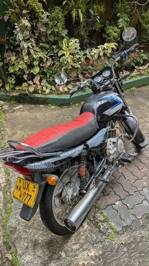 Bajaj CT100 2009