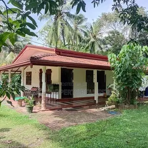(CPS1015)පර්චස් 102ක කොටස් කල සම්පූර්ණ ඉඩම විකිනීමට