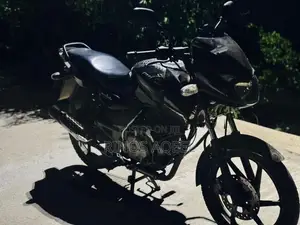 Bajaj Pulsar 150 2017