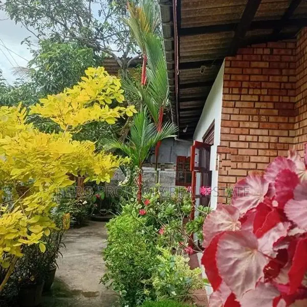 (CPS1019) 1st Floor Valueble House for Sale in Bokundara