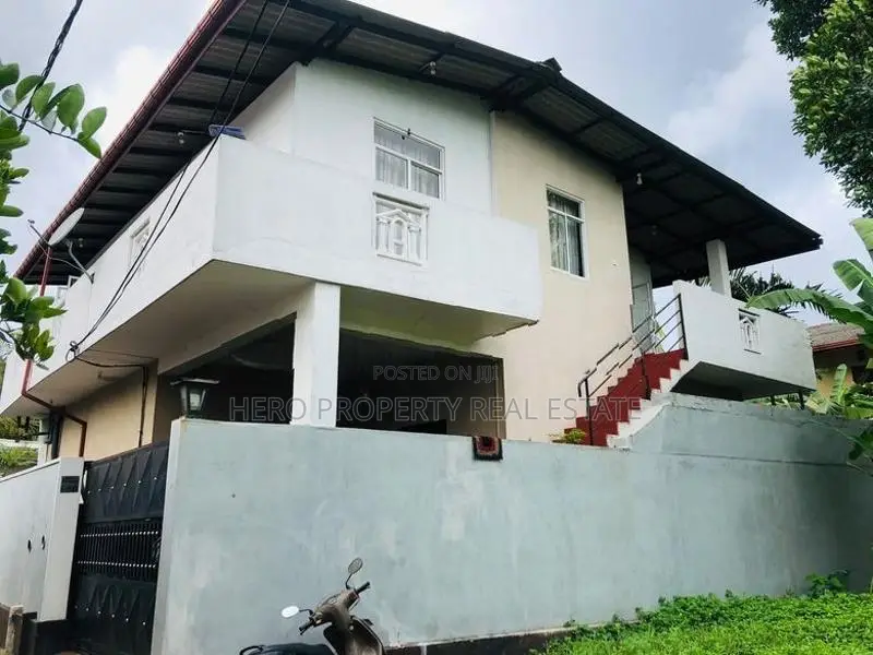 (CPS1018) Two Story 7 Bed House for Sale in Panadura