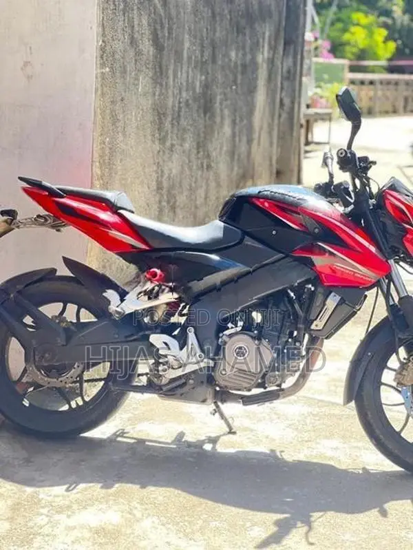 Bajaj Pulsar NS200 2016