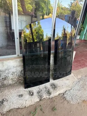 KDH Van Side Glass