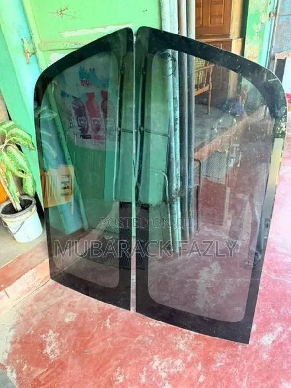 KDH Van Side Glass