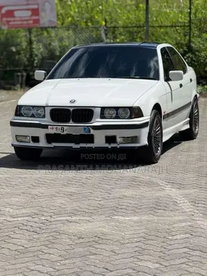 BMW i3 1999
