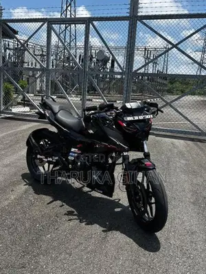 Bajaj Pulsar N160 2025