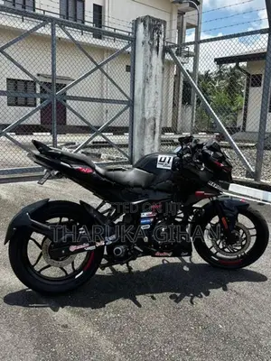 Bajaj Pulsar N160 2025
