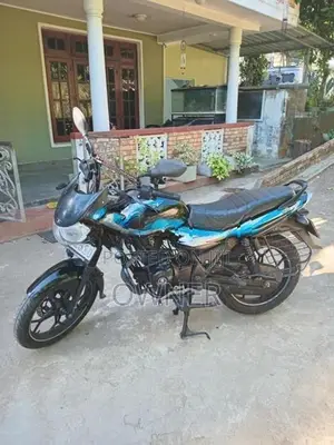 Bajaj Discover 125 2023