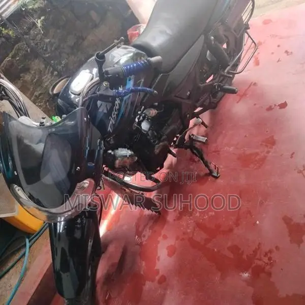 Bajaj Discover 135 2010