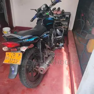 Bajaj Discover 135 2010