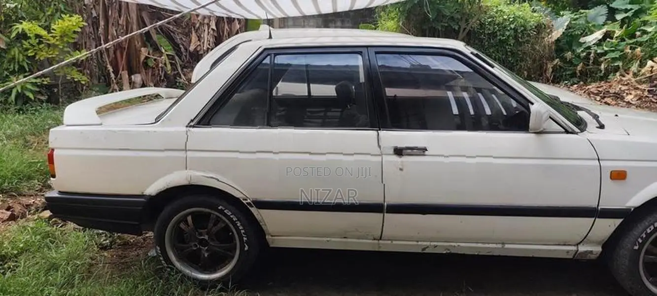 Nissan Sunny hb12 1985