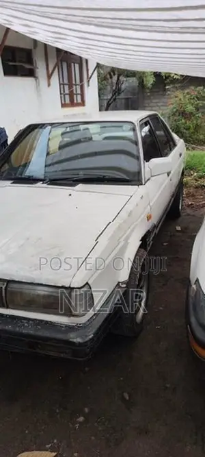 Nissan Sunny hb12 1985