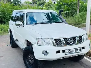 Nissan Patrol Y61 TD42 GRX Turbo 2015