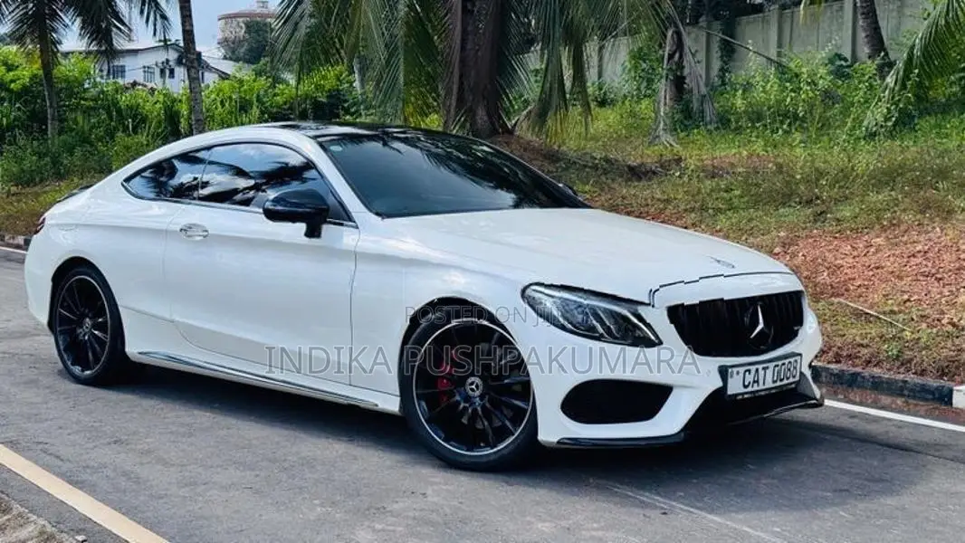 Mercedes Benz C300 2L AMG 2016