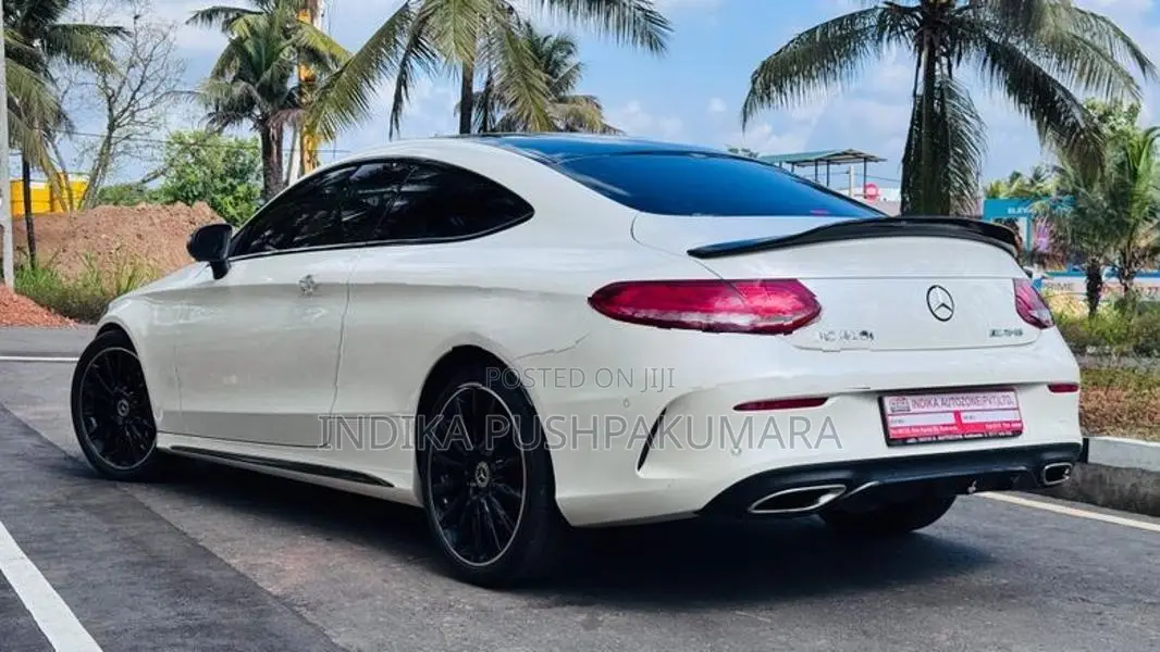 Mercedes Benz C300 2L AMG 2016