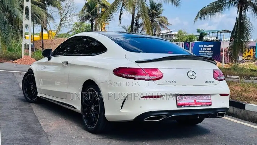 Mercedes Benz C300 2L AMG 2016