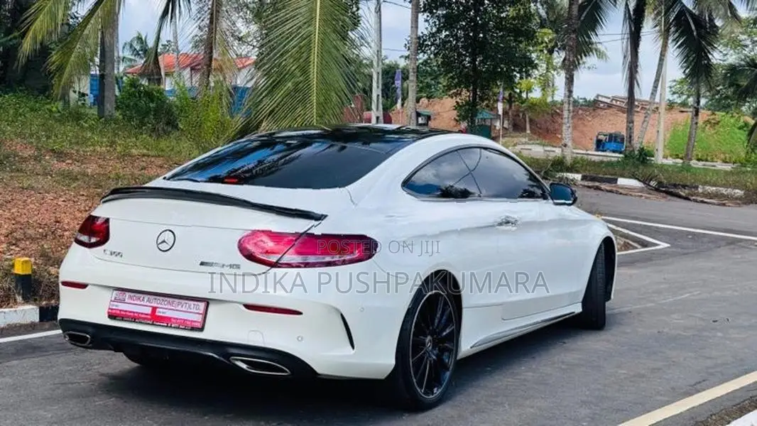 Mercedes Benz C300 2L AMG 2016