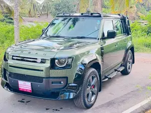 Land Rover Defender P300 X Dynamic MY26 2025