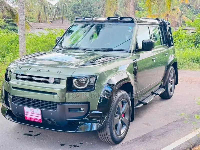 Land Rover Defender P300 X Dynamic MY26 2025
