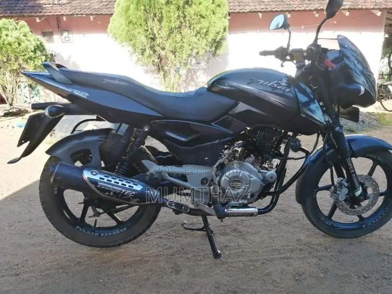 Bajaj Pulsar 150 2016