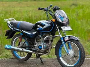 Bajaj CT100 2012