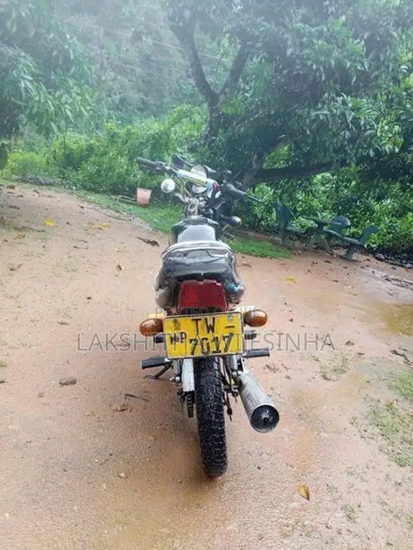 Bajaj CT100 2008