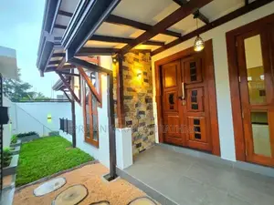 Mordern Single Storied House in Polgasovita