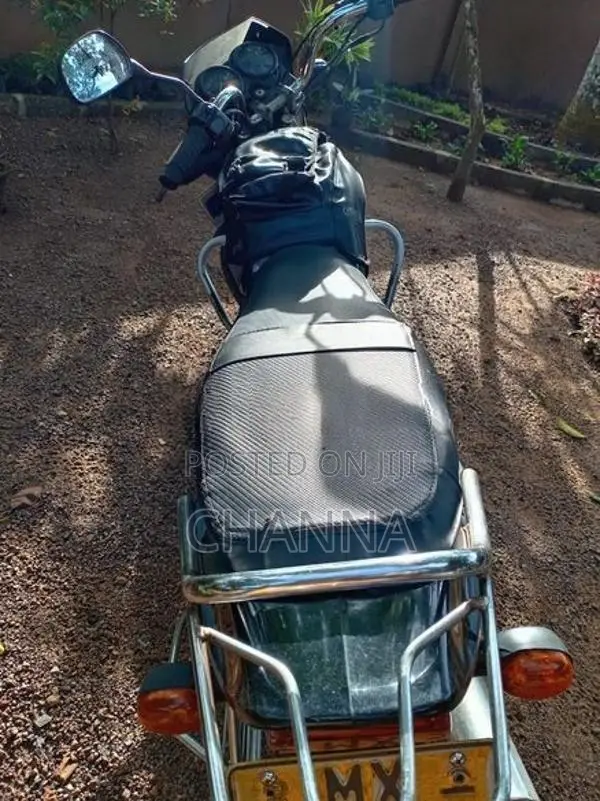 Bajaj CT100 2006