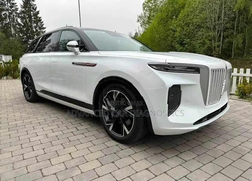 Cadillac Hongqi R Royce E HS9 2026