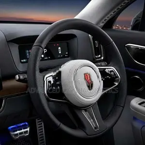 Cadillac Hongqi R Royce E HS9 2026