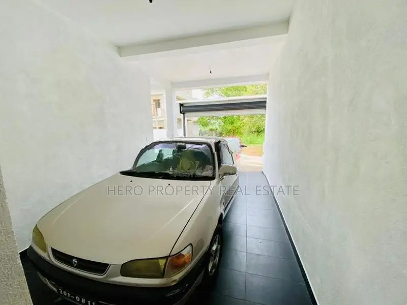 (CPS1027) Modern Luxury House for Sale in Boralesgamuwa
