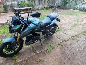 Bajaj Pulsar N160 2025