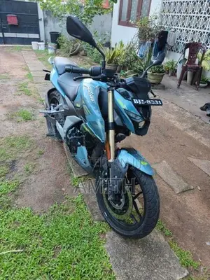 Bajaj Pulsar N160 2025