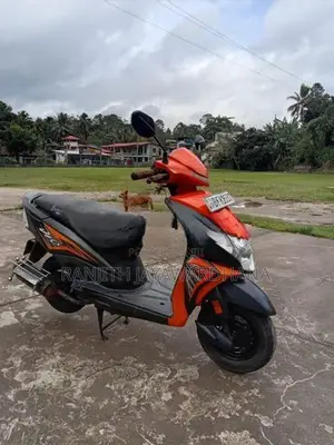 Honda Dio 2017