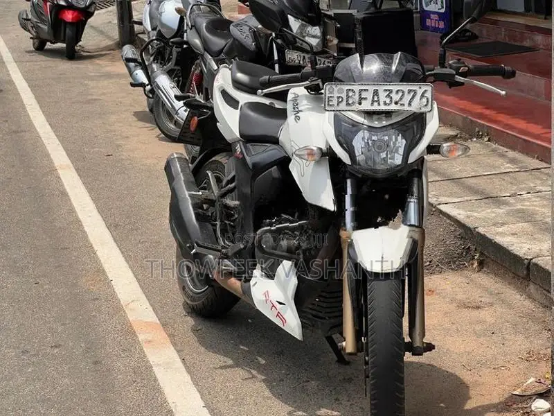 TVS Apache RTR 200 2017