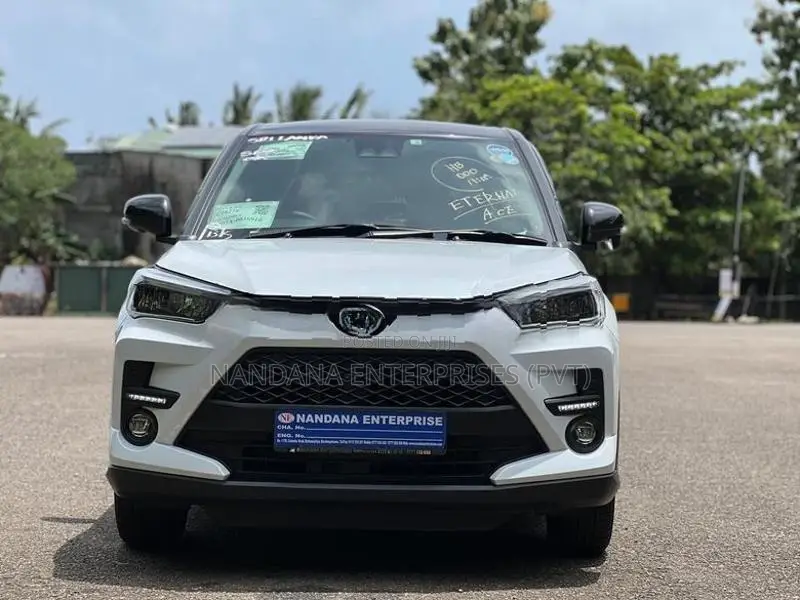 Toyota Raize HYBRID BSM B/N 4WAY 2026