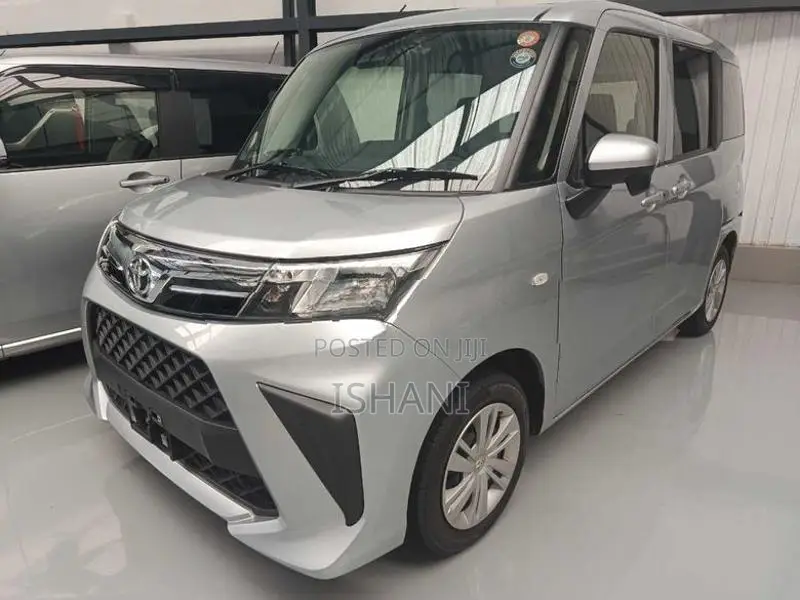 Toyota Roomy 2023