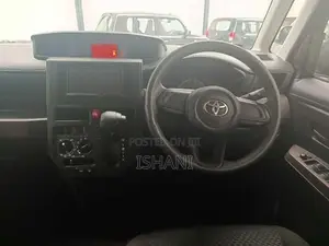 Toyota Roomy 2023