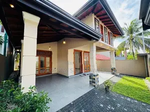 Brand New solid Modern super luxury piliyandala