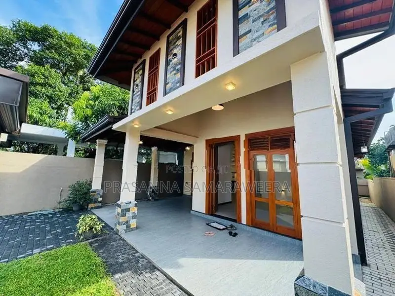 Brand New solid Modern super luxury piliyandala