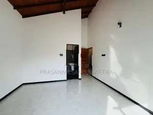Brand New solid Modern super luxury piliyandala