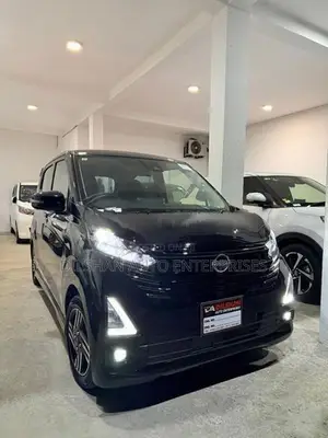 Nissan Dayz Highway Starx Pro 2025