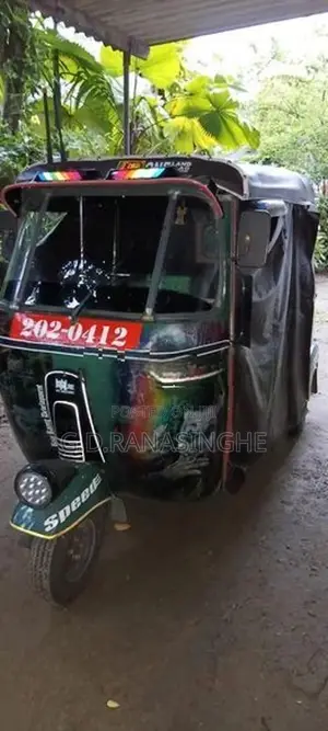 Bajaj RE 1995